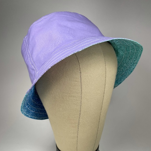 Handmade Bucket Hat - Picture 7 of 9
